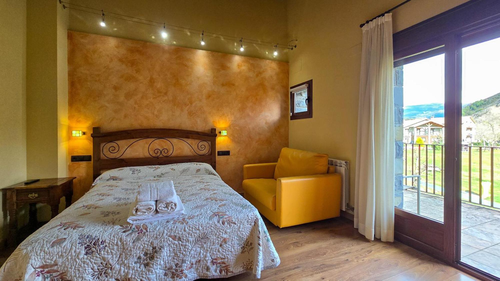 Casas La Ribera Ordesa Guest House Escalona  Exterior photo