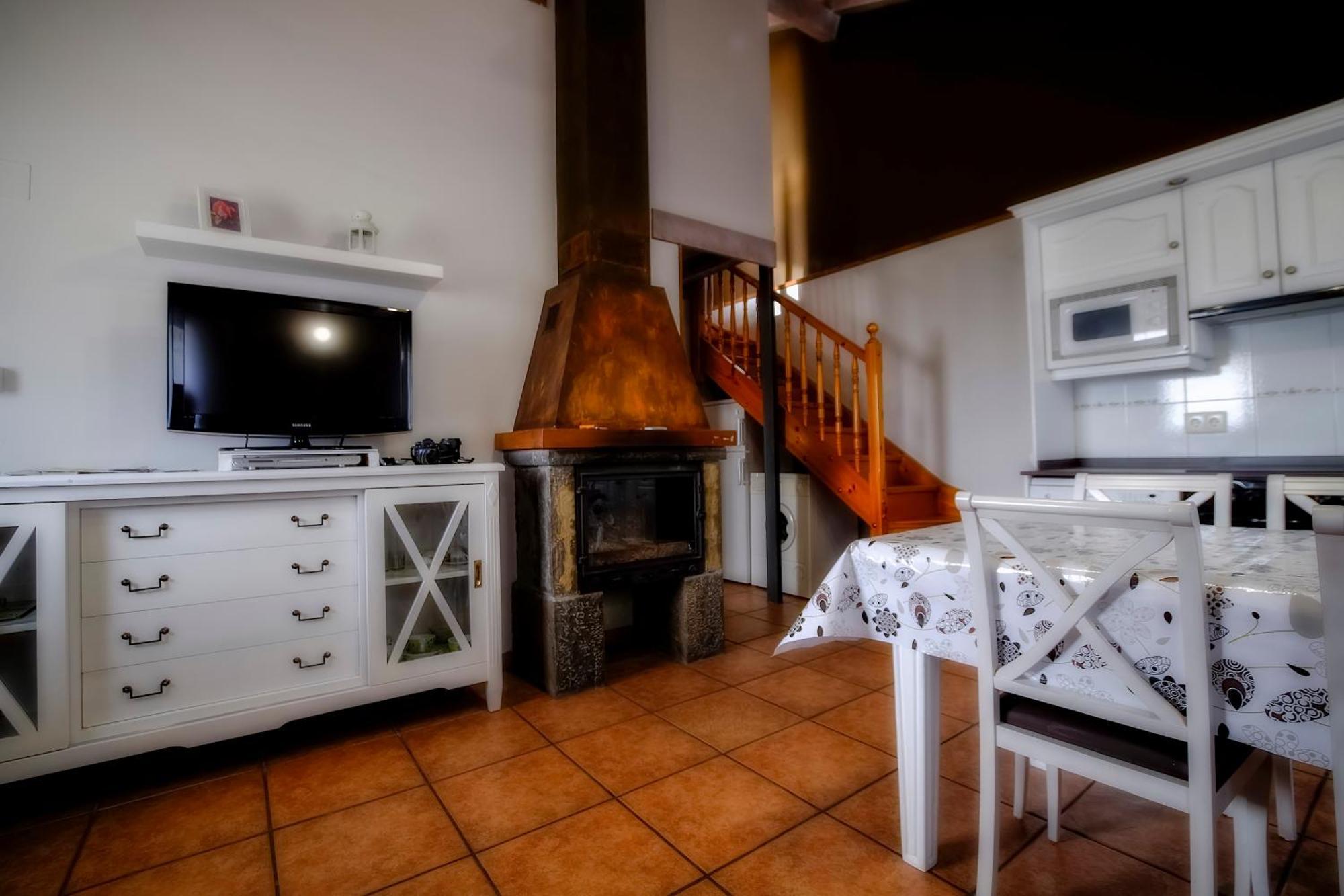 Casas La Ribera Ordesa Guest House Escalona  Exterior photo